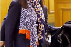 Ea este cea mai BOGATĂ femeie din lume. Are o plăcere ascunsă, dar totul a fost DEZVĂLUIT. FOTO