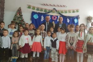 Elevii şcolilor din Seciuri şi Ruget au primit cadouri din partea Clubului Rotary!