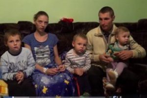 Comuna Dobârlău şi oameni din judeţ, din ţară şi din străinătate, alături de Andreea, o tânără mămică diagnosticată cu cancer