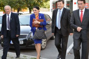 Olimpicii din Gorj, premiaţi de ministrul Ecaterina Andronescu