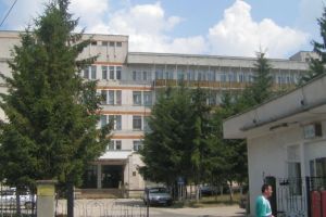 Şapte angajaţi ai Spitalului Municipal Făgăraş, amendaţi pentru igienă precară