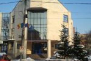 Memorie eternă! Făgetul a declarat trei cetăţeni de onoare post mortem