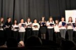 Liceul Tehnologic „Clisura Dunării”, pe scena Casei de Cultură Moldova Nouă