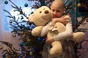 Împreună pentru Sonia – Fetiţa de 12 ani are leucemie şi are nevoie 120.000 de euro ca să trăiască