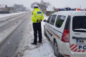 Zile fără accidente rutiere. Poliţiştii au constatat mai multe infracţiuni la regimul circulaţiei pe drumurile publice