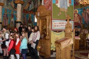 Filantropie în prag de Crăciun la Gura Humorului