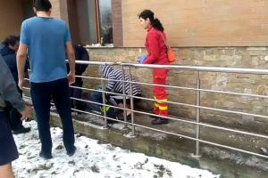 Tentativa de suicid la Constanta. Un cetatean ucrainean s-a aruncat de la etajul unui hotel (galerie foto)