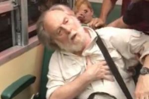 Bătrân pervers în tren. GESTUL SĂU E VIRAL. Imaginaţie bolnavă, mult prea bolnavă...