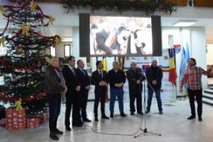 La Consiliul Judetean Maramures a avut loc vernisajul expozitiei ”Romania din carute”