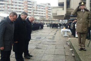 Gabriel Leş: Datorăm astăzi victimelor Revoluţiei să lăsăm România aşa cum au visat-o ei!