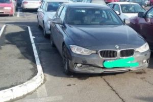 COMISAR OPC BĂTUT de un CONSTĂNȚEAN NERVOS în parcarea unui centru comercial