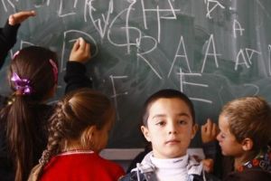 Un nume GREU din POLITICĂ DĂ CĂRȚILE pe FAȚĂ. Care este, de fapt, ȘANSA României pentru a se DEZVOLTA. Nimeni nu se AȘTEPTA la ASTA