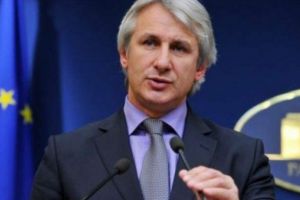 Puţini ştiu asta! Ce salariu are Eugen Teodorovici ca ministru de finanţe. Suma este colosală!