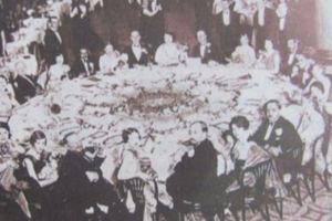 CRĂCIUNUL în 1937. Cum arăta meniul şi cum petreceau românii atunci.