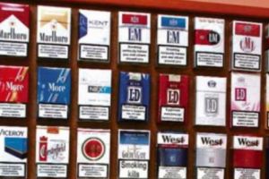 Veste ŞOC pentru fumători. Cât va costa un pachet de ţigări începând de la 1 ianuarie 2019. 5 milioane de români vor fi afectaţi