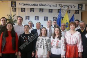 Liberalii au înregistrat un colind, ca mesaj pentru târgovişteni  – VIDEO