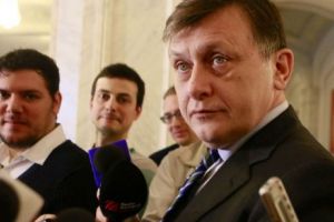 Crin Antonescu şochează! Atac fără precedent la adresa lui Klaus Iohannis! Ce l-a supărat