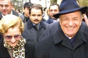 Ion Iliescu şi CEL MAI ASCUNS SECRET AL SĂU. Doar soţia Nina şi câteva femei l-au ştiut... Dezvăluiri pentru istorie