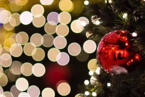 Primăria şi Consiliul Local Moneasa vă urează SĂRBĂTORI FERICITE