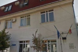 CAS Mureş angajează