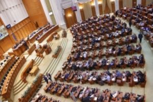 Proiect de ULTIMA ORĂ depus de un deputat PSD: Asociaţiile care instigă la ură şi violenţa, dizolvate la cerere, prin decizii judecătoreşti