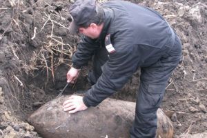 Bombă de aviaţie de 50 de kilograme, descoperită in Tatarani