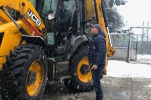 Străzile oraşului, curăţate de zăpadă. Recomandările viceprimarului Cristian Niculae