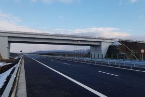 Autostrada Târgu Neamţ – Iaşi, în parteneriat public-privat. Taxe mari percepute şoferilor