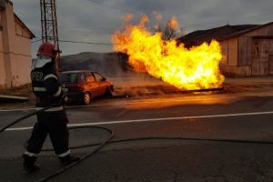O familie din Sibiu salvată de la o tragedie de Crăciun după un accident pe Transalpina