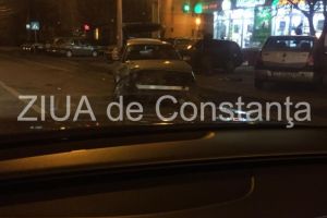 Accident in zona Cora Bratianu din Constanta. Un Audi a distrus cateva masini parcate
