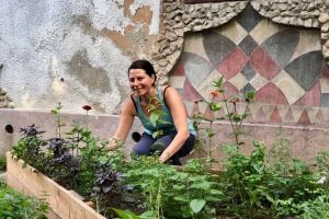 Alternativa... Ioana: O tânără stabilită în Oradea trăieşte de 5 ani fără plastic!
