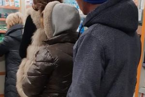 La singura FARMACIE NON-STOP, piteştenii au îngroşat rândurile de Crăciun