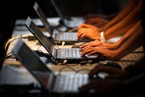 Hackerii, cu ochii pe români: anul 2019 va fi cel mai periculos de până acum