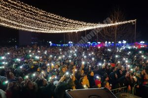 TITU: Joi, 27 decembrie, concert de final de an, în Parcul Oraşului. Cine urcă pe scenă