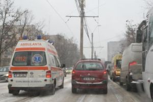 Crăciun cu peripeţii la peste 3.000 de persoane