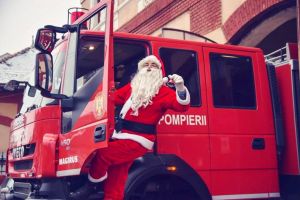 Moş Crăciun a venit şi la pompierii vrânceni