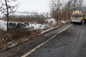 NEWS ALERT/ ACCIDENT cu ŞASE VICTIME pe DN7! Printre RĂNIŢI sunt şi COPII (FOTO)