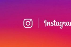 GAFĂ MONUMENTALĂ pe Instagram. O VEDETĂ a transmis LIVE din GREŞEALĂ. Zeci de mii de fani au ÎNCREMENIT