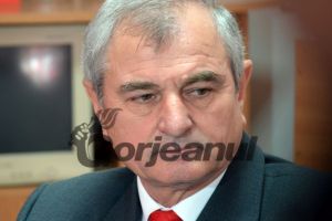 Primarul Stamatoiu le dă o veste minunată cetăţenilor cu datorii la bugetul local din Scoarţa: Dacă îşi plătesc debitul restant în 6 luni, debitorii scapă de penalităţi