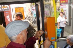 Se scumpesc biletele şi abonamentele pe transportul în comun