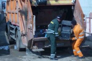PROGRAMUL de colectare a gunoiului menajer în Aiud şi Sâncrai, în următoarea perioadă
