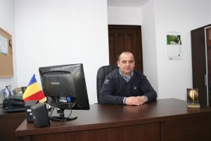Dispensarul medical din comuna Dărmăneşti va fi reabilitat printr-un proiect PNDL