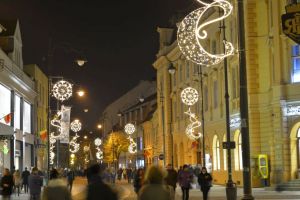 Iluminatul festiv în judeţul Sibiu – Câţi bani a cheltuit fiecare localitate în 2018