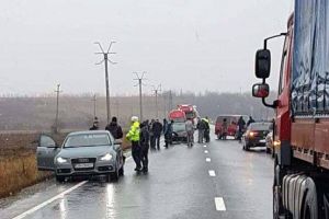 FOTO – Accident mortal pe DN1. Trafic blocat la ieşirea din judeţul Sibiu spre Braşov