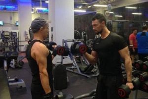 De ce este bine să mergem la sala de sport după sărbători şi cu ce diferă mişcarea făcută acasă faţă de cea cu ajutorul aparatelor