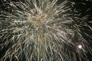 Peste 100 de pompieri şi 7 echipaje SMURD, la datorie de Revelion. 9 spectacole pirotehnice autorizate