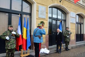 Omagiu generalului Berthelot: Pe faţada Gării din Oradea a fost dezvelită o placă comemorativă în cinstea consilierului militar al Regelui Ferdinand (FOTO)