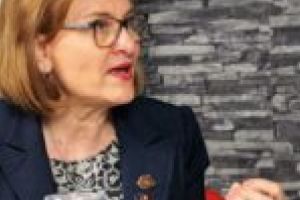 Maria Grapini îl face praf pe preşedintele Comisiei Europene! Juncker, cu două feţe!