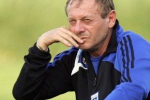 Mormantul marelui fotbalist Ilie Balaci, vandalizat 