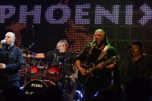 Phoenix, atracţia principală în noaptea de Revelion, în Piaţa Sfatului